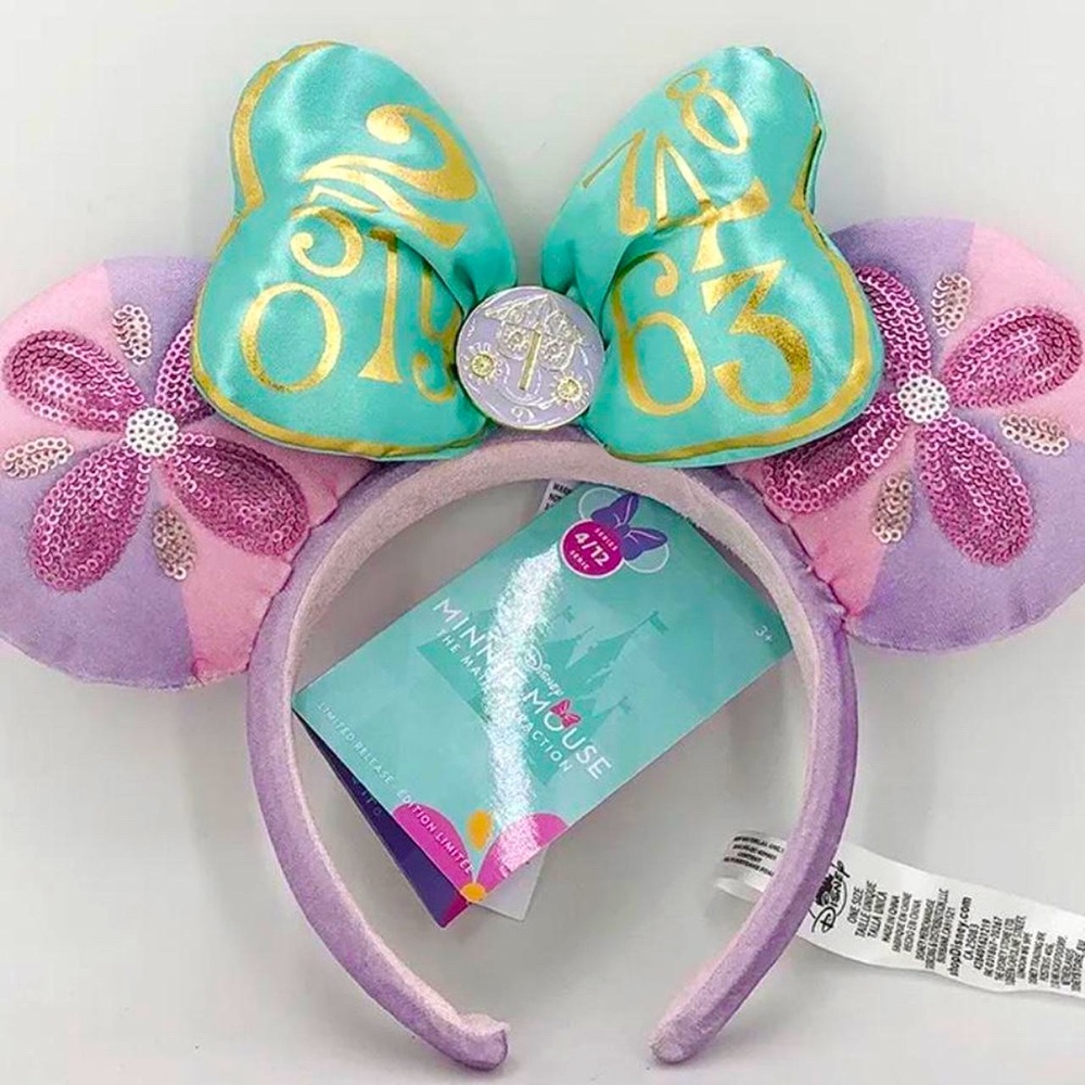 Disney Mickey Mouse The Main Attraction MMMA it’s a Small World Ears headband
